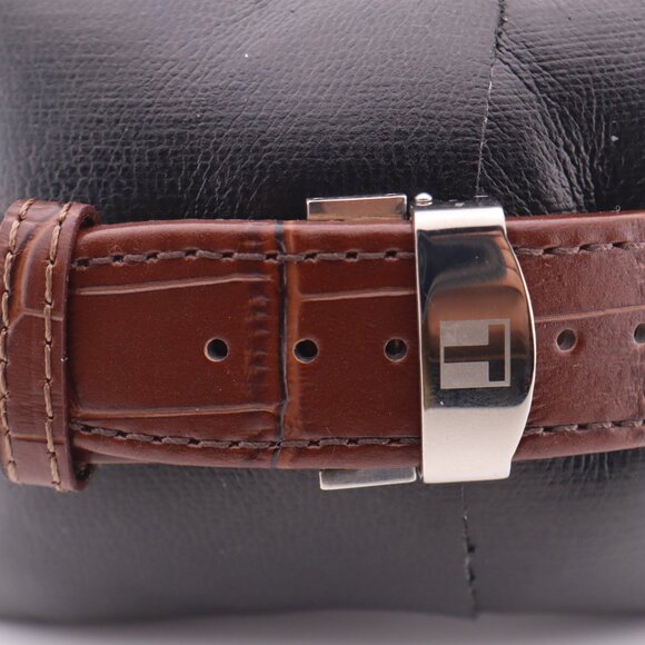 Tissot 1853 Courier Automatic Movement J380 Swiss made Powered by 23 je… - Picture 8 of 10